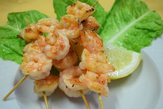 Spiedini di gamberi