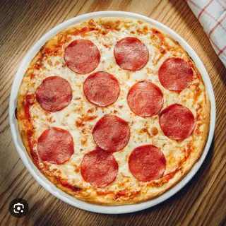 4. Pizza Salami Halal (32 cm.)