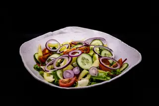 Salata Primavera vegana