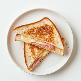 Ser, pieczarki, szynka