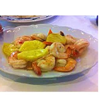 Gamberi con ananas fresco