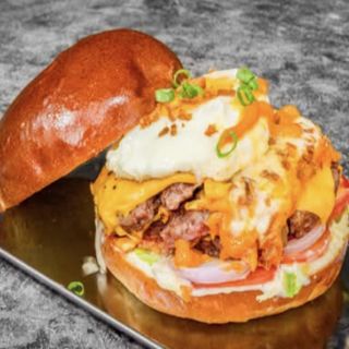 Menú hamburguesa pfc topper