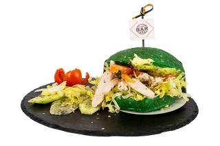 Bun agli spinaci con pollo