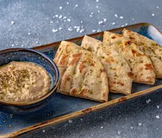 Hummus grecesc