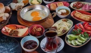 Petit Déjeuner Turque