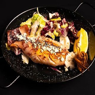 Calamar umplut cu Feta
