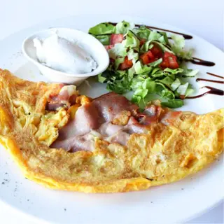 Omlet sa pršutom 