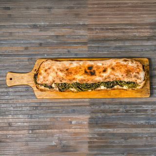 Panuozzo broccoli e salsiccia