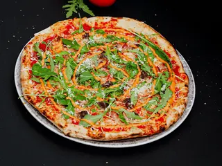 18. Pizza Bruce (33 Cm.)