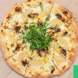 Pizza Pera