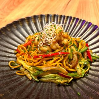 TALLARINES CON GAMBAS