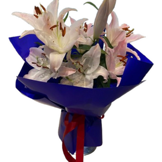 Bukiet pachnącej Lilii <<L<<