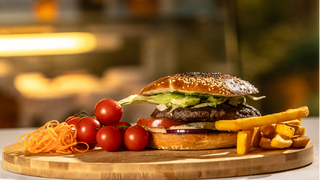 Classic Boss z frytkami 200g