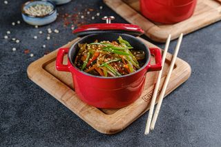 ნუდელსი ბოსტნეულით