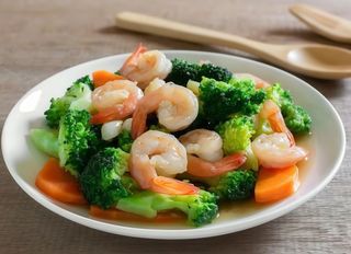 Gamberetti con Verdure Miste