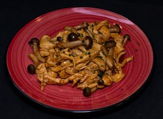 54. Pollo  Con salsa  Teriyaki