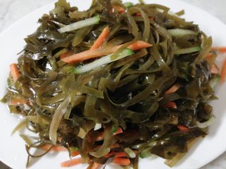 57. Салата от морско зеле (350г)