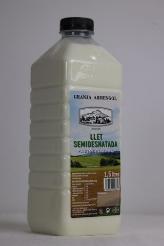 Llet Pasteuritzada Semidesnatada Granja Armengol 1.5L