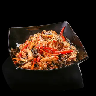 Noodles funchoza cu pui