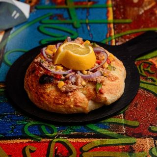 Pizza Tonno e Cipolla Ø 15cm