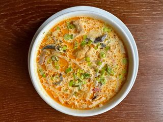 Tajska z kurczakiem na mleku kokosowym