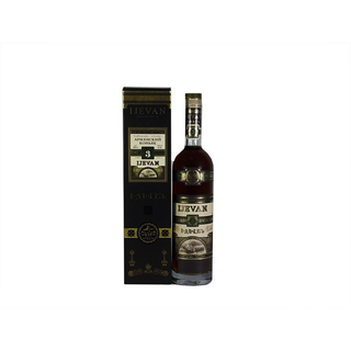 Կոնյակ Իջևան 3* տուփով 0,5լ, , հատ