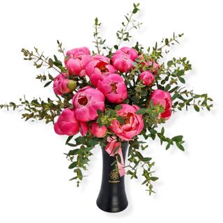 Buchet cu 13 bujori si eucalipt