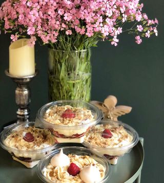 ჩინური ტორტი კენკრით (500 გრამი)