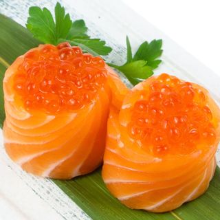 313.Gunkan gio salmone ikura(2pz)
