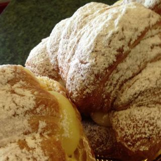 Croissant Crema