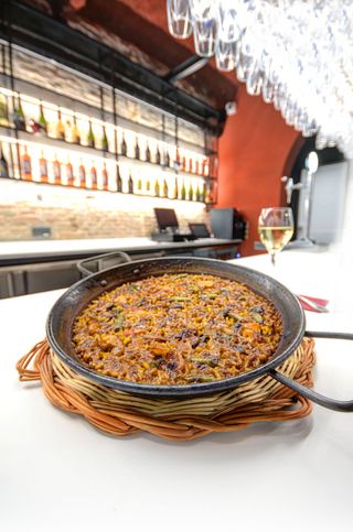 Paella Parellada Tradicional De Pescado