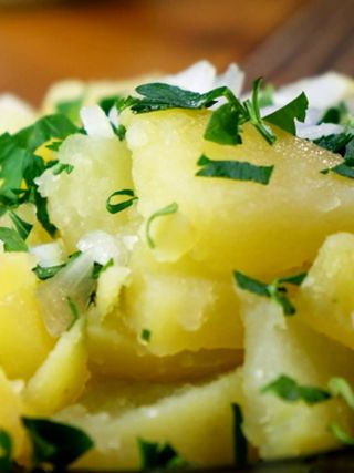 Картофена салата с лук  250г