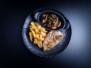 Meniu Piept de pui cu ciuperci sote