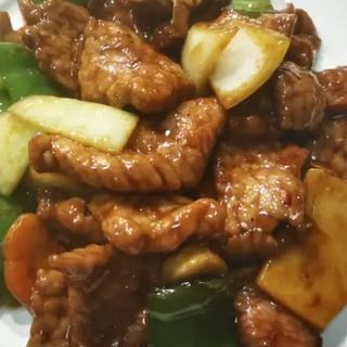 Ternera Con Salsa Picante