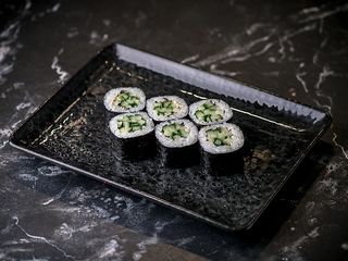 Рол Макі з огірком (140г)