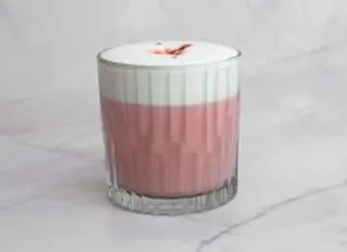 Strawberry latte