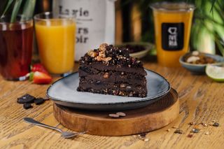 გრანოლას და შოკოლადის ნამცხვარი