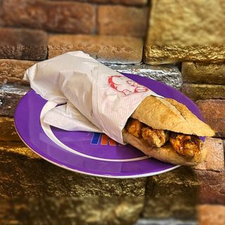 Bocadillo Pollo Á Feira (Pan De Leña)