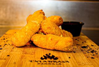 Ración De Tequeños