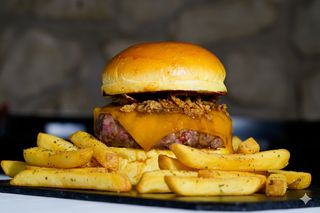 Hamburguesa Tejana + Patatas