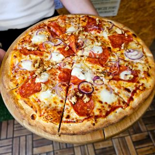 47. Pizza Calabra 33cm