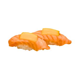 Nigiri de salmón flameado con queso (2 uds)