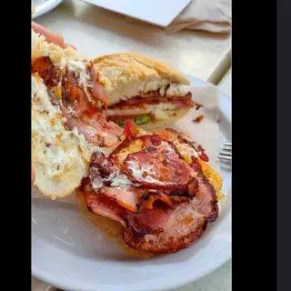 Bocadillo de cochinillo 