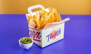 Nachos Blanco y Guacamole