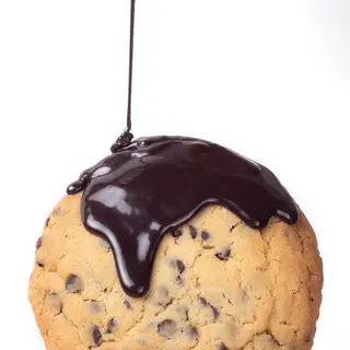 CRUMBL COOKIE