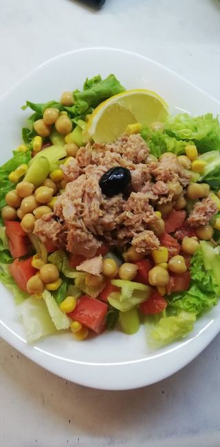 Пъстра салата