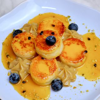 Serniczki z marakują i pistacjowym ganaszem