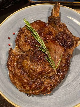 Cote de boeuf cu mix de legume 