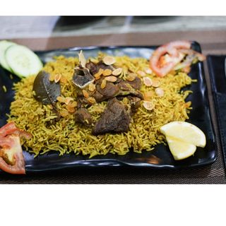 Assiette Kabsa À La Viande