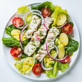 Ensalada De Láminas De Bacalao